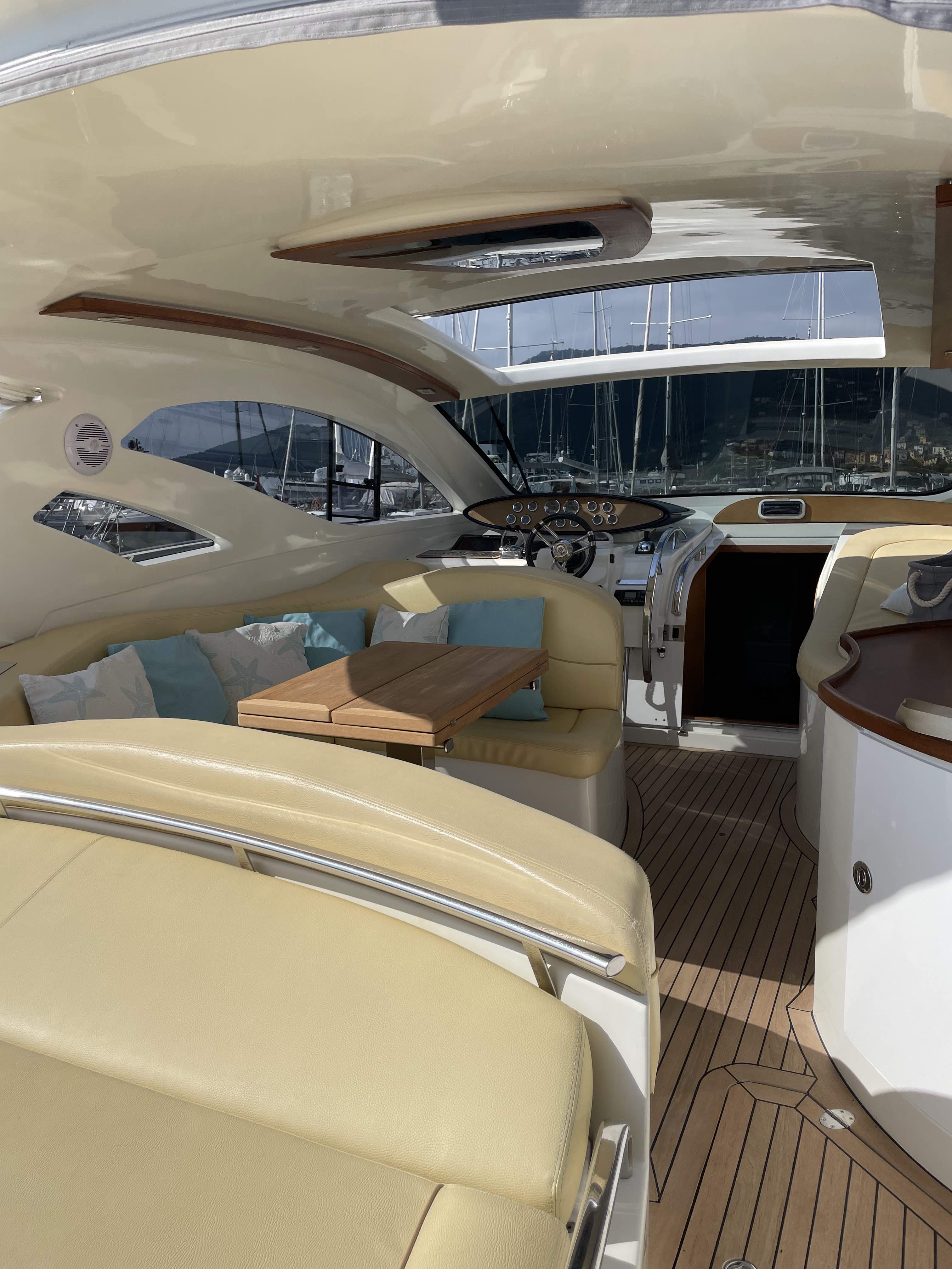 Yachting with  Tuscany 360